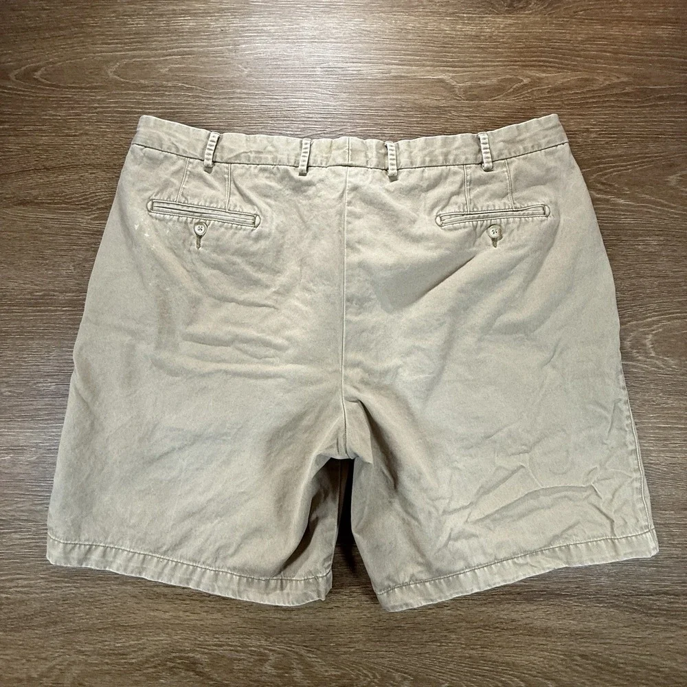 Peter Millar Mens Shorts Khaki Beige Pima Cotton Size 42 Flat Front Casual Golf